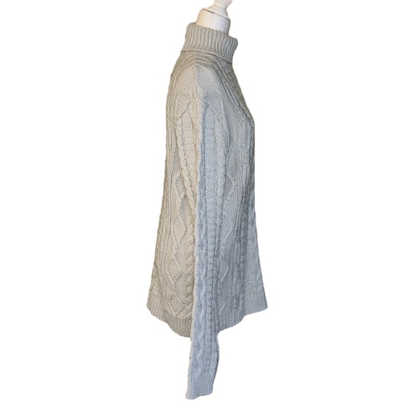 ASOS Design Light Gray Cable Knit Turtleneck Sweater - M T - Picture 4 of 10